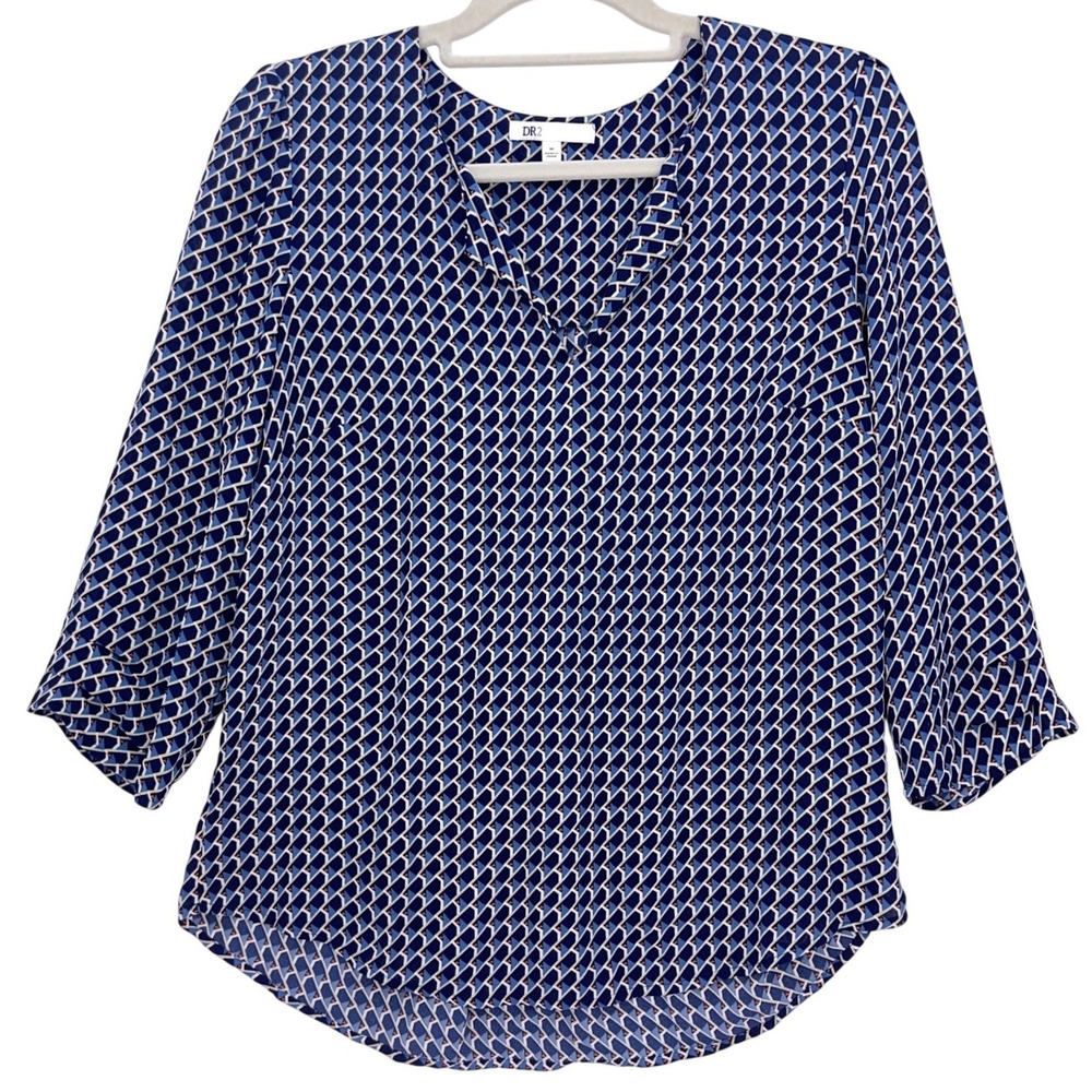 DR2 Navy Geometric Print Blouse M 3/4 Sleeve Split Neck Curved Hem